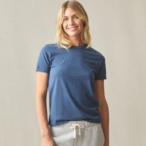 NEW American Giant Women's Vintage Crew Tee Washed Marine Navy Size M NWOT